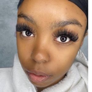 Meet your Posher, Sabrina